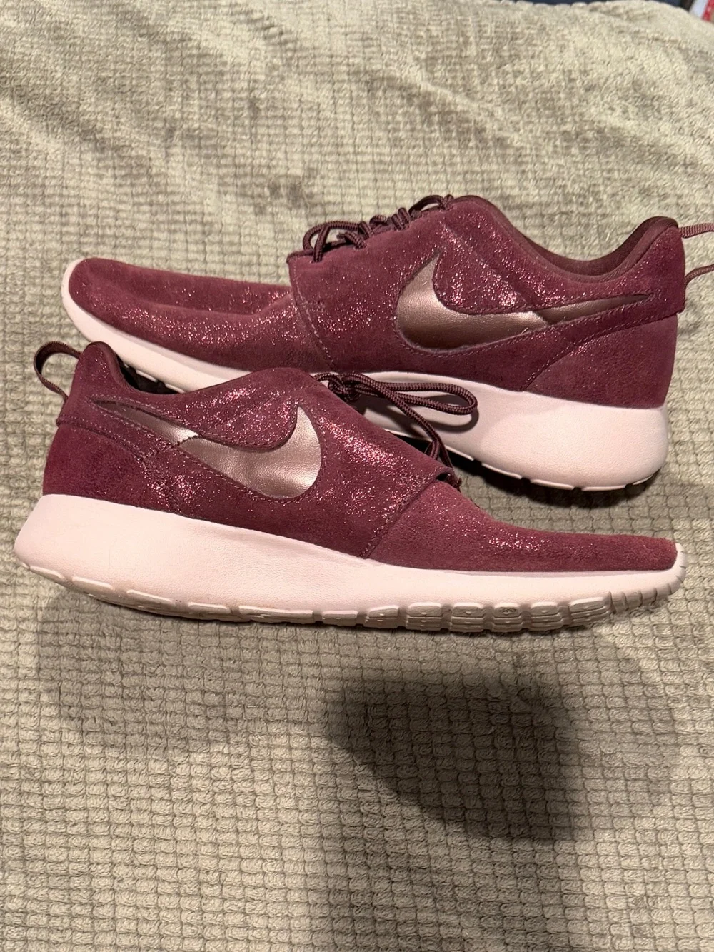 Nike Roshe One Premium Metallic Mahogany